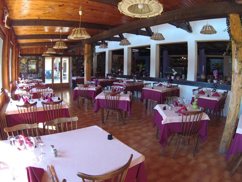 Boustigue Hotel Корп Экстерьер фото
